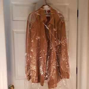MAN'S LONG SLEEVE SHIRT